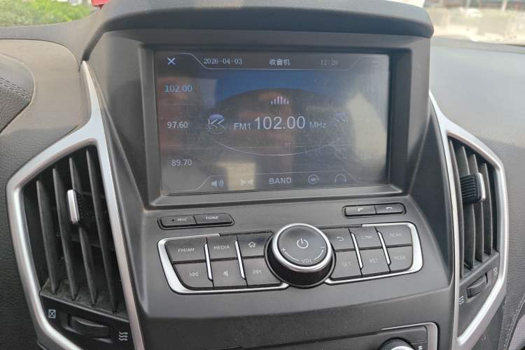 Used Dongfeng Aeolus AX7 2015 2.0L Automatic Zhiyue Version