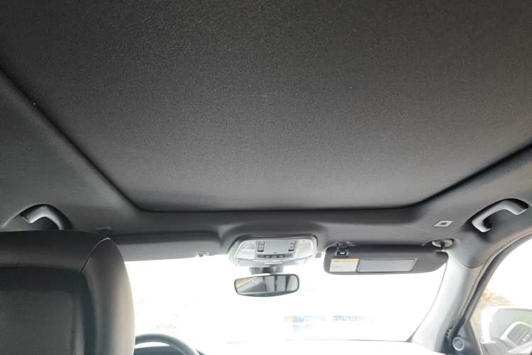 Used Jeep Grand Cherokee 2016 3.0L Comfort Navigation Edition Headliner