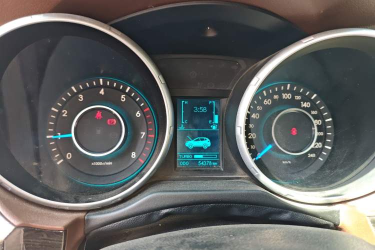 Used BAIC Weiwang S50 2016 1.5T Manual Joyful Premium Edition Instrument Cluster