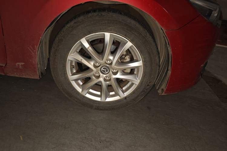 Used Mazda 3 Axela 2019 Cloud-Controlled Sedan 1.5L Automatic Luxury Model China VI Standard Right Front Wheel Hub