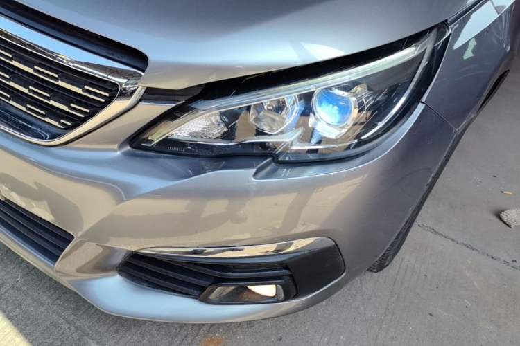 Used Peugeot 308 2016 1.6L Automatic Luxury Edition
