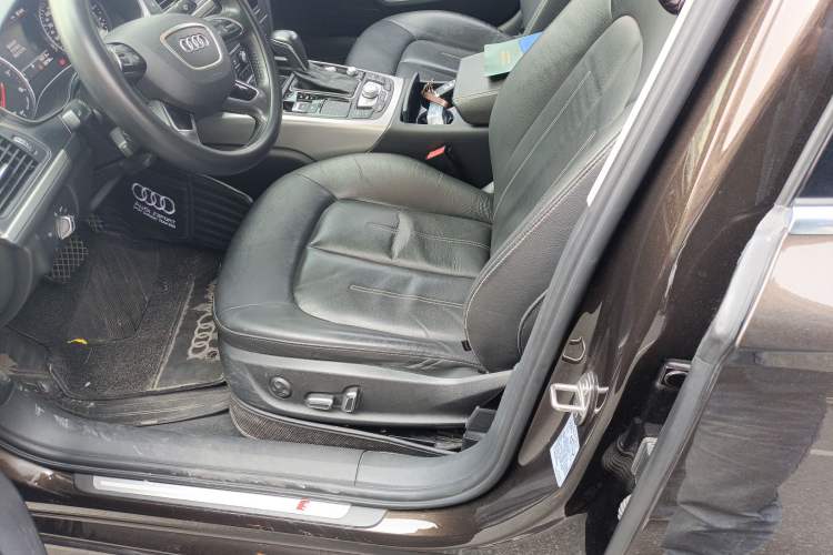 Used Audi A6L 2018 30th Anniversary Edition 35 TFSI Fashion Model
