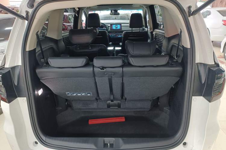 Used Honda Elysion 2022 2.0L eHEV Luxury First Edition