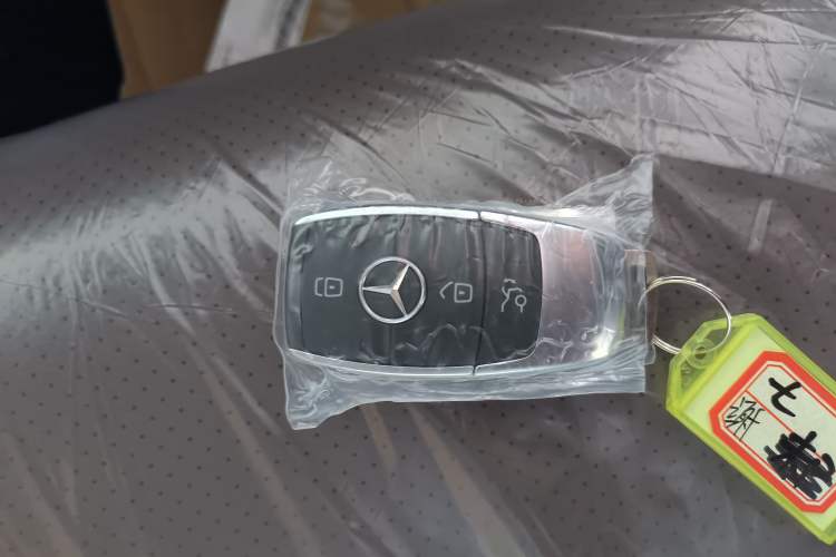 Used Mercedes-Benz GLE 2025-Year Restyled GLE 350 4MATIC Fashion Edition Vehicle Key
