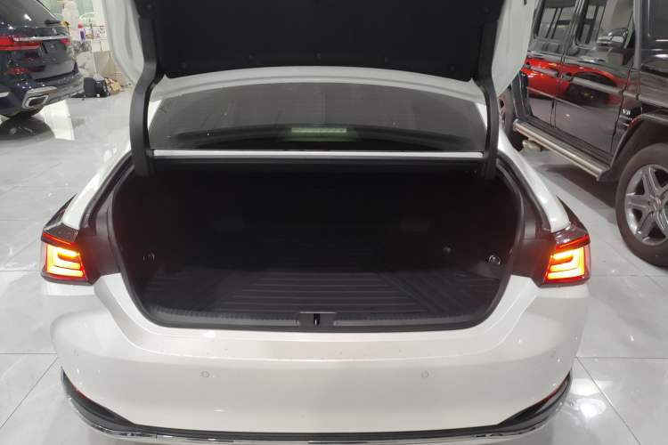 Used Lexus ES 2025 200 Premium Edition