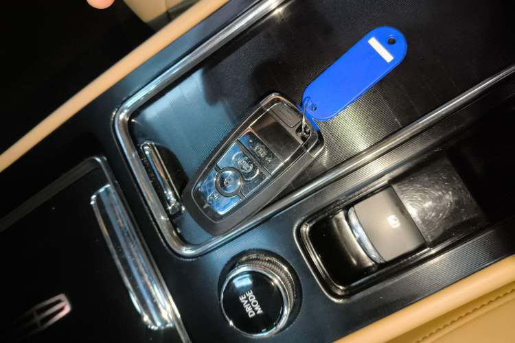 Used Lincoln Corsair 2020 2.0T Two-Wheel Drive Luxury Edition