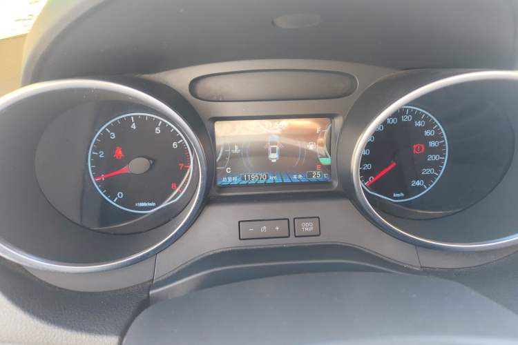 Used BYD Yuan 2016 1.5L Manual Luxury Model
