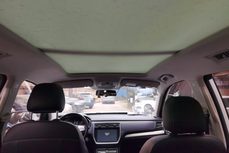 Used Roewe RX8 2018 30T Two-Wheel Drive Flagship Edition
