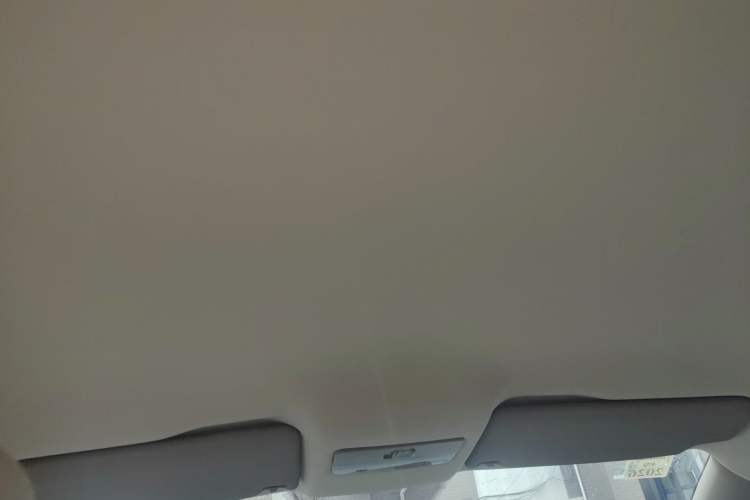 Used Volkswagen Polo 2011 1.6L Automatic ZhiShang Version
