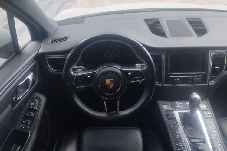 Used Porsche Macan 2016 Macan 2.0T
