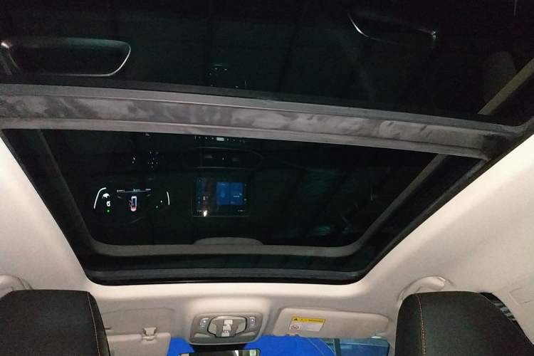 Used MG HS 2019 20T Automatic Two-Wheel Drive Trophy Super Sport Version China VI Standard
