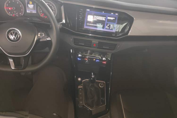 Used Volkswagen Tayron 2020 330TSI Two-Wheel Drive Luxury Smart Connectivity Version