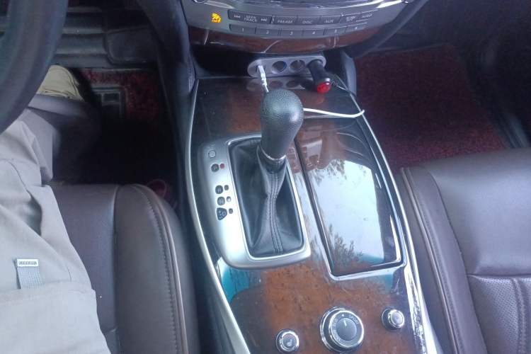 Used Infiniti QX60 2014 2.5 S/C Hybrid Two-Wheel Drive Excellence Edition
