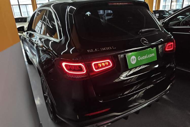 Used Mercedes-Benz GLC 2020 Facelift GLC 300 L 4MATIC Dynamic Edition
