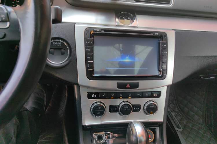 Used Volkswagen FAW-Volkswagen CC 2013 2.0 TSI Luxury Model Audio And AC Panel