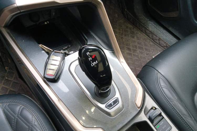 Used Haval H6 2020 1.5 GDIT Automatic Platinum Champion Edition Gear Lever