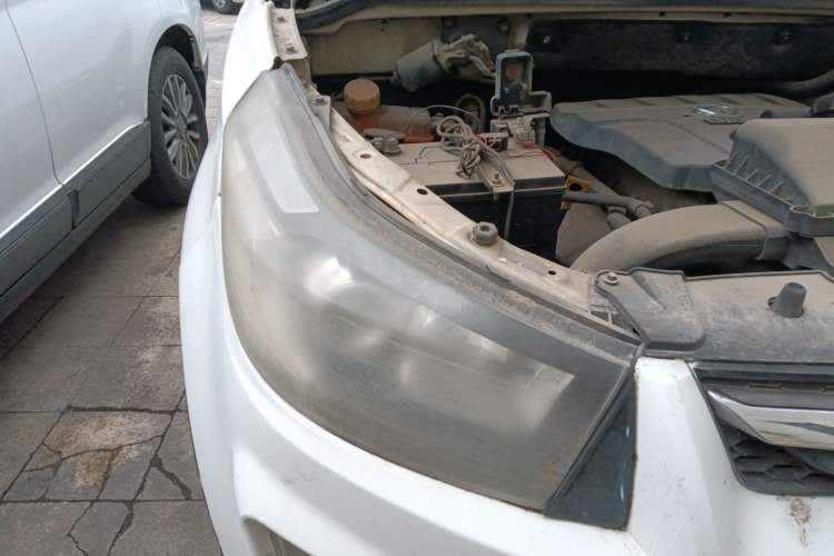 Used HYOSOW S3 2014 1.5L Luxury Version China IV Emission Standard