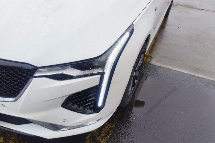 Used Cadillac CT4 2023 25T Luxury Model