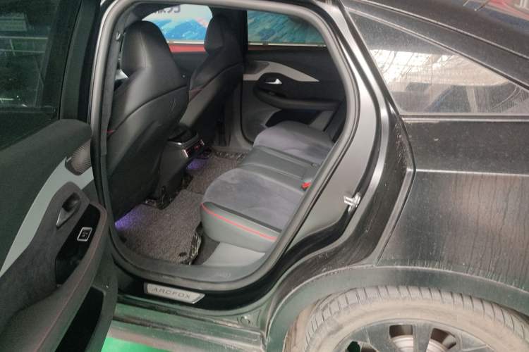 Used ARCFOX Alpha S 2022 HI Version Advanced Edition Left Rear Seat