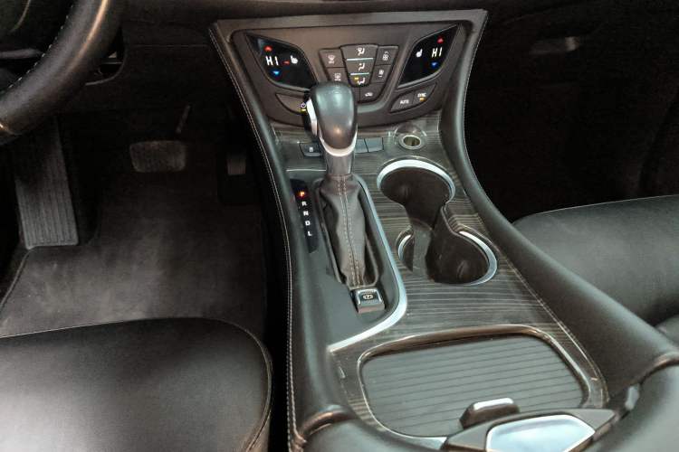 Used Buick Envision 2020 20T Two-Wheel Drive Elite Version