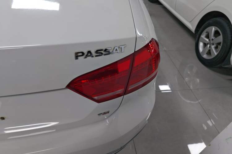 Used Volkswagen Passat 2014 1.8TSI DSG Prestige Edition