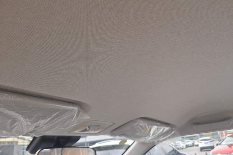 Used CHANGAN NEVO Lumin 2026 Model Treasure Edition 205km Passionate Beige Ningde Headliner