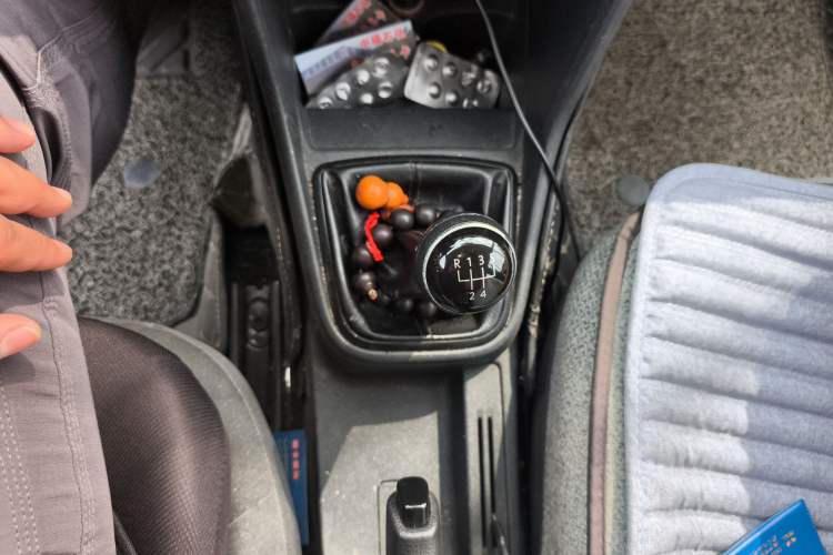 Used Volkswagen Jetta 2013 1.6L Manual Fashion Edition