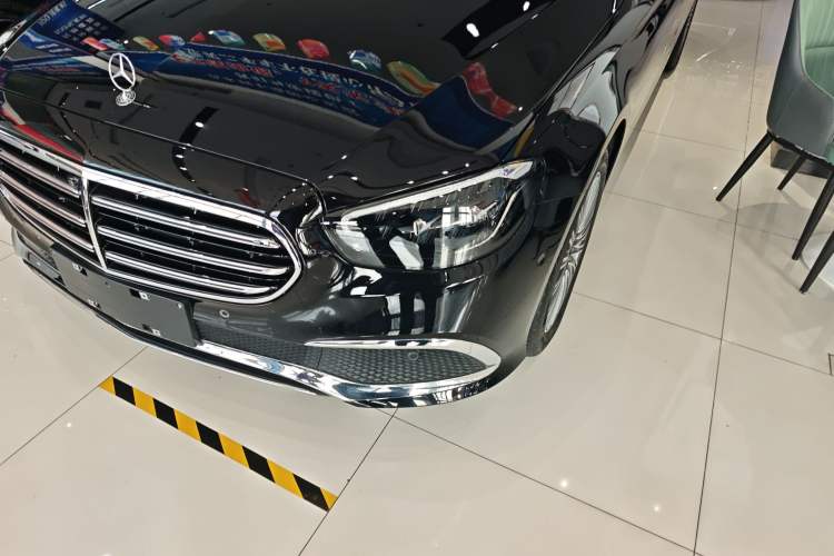 Used Mercedes-Benz E-Class 2023 Updated E 300 L Fashion Edition Left Front Headlight