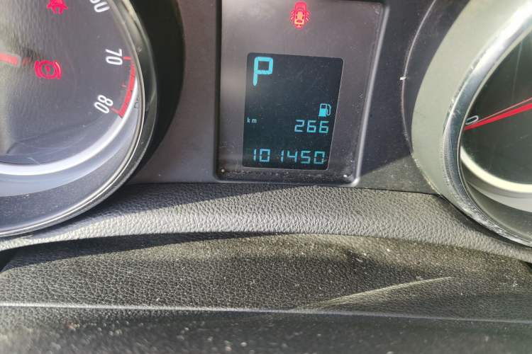 Used Buick Encore 2015 1.4T Automatic Two-Wheel Drive Urban Elite Version