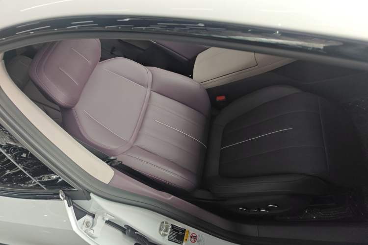 Used Deepal S07 2026 230Ultra with Huawei Qiankun ADS SE Edition Right Front Seat