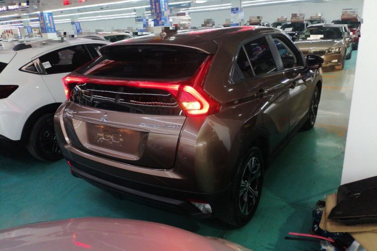 Used Mitsubishi Eclipse Cross 2018 1.5T CVT Two-Wheel Drive Fearless Edition Rear Right 45 Deg