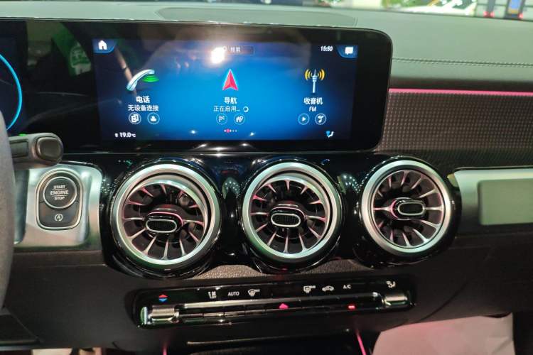 Used Mercedes-Benz GLB 2021 GLB 200 Fashion Model