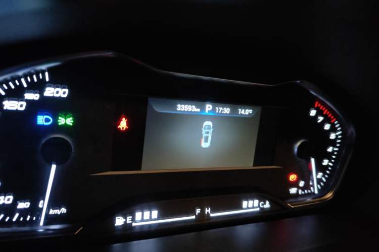 Used SAIC MAXUS G20 RV 2021 Restyled 2.0T Traveler Self-Propelled Class B RV – Time Edition Odometer Close Up