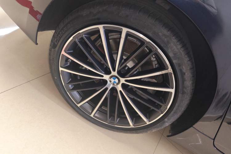 Used BMW 5 Series 2021 530Li Leading Model M Sport Package
