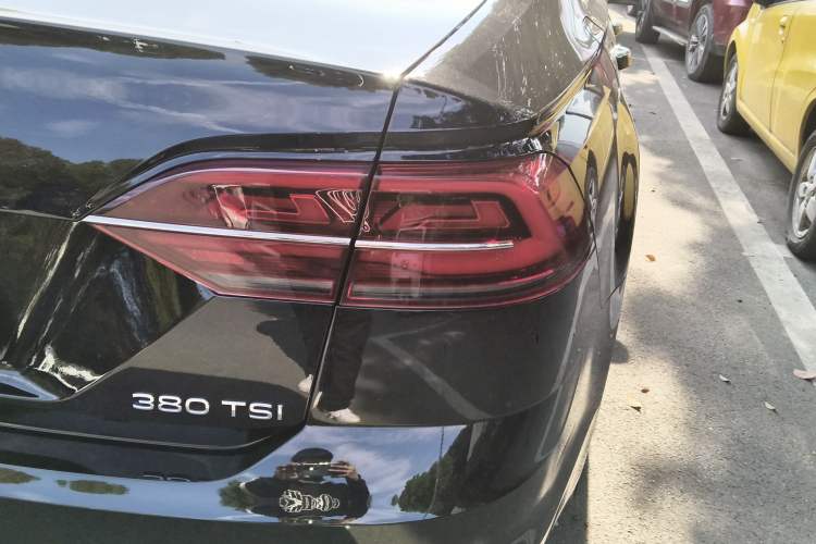 Used Volkswagen Phideon 2021 380TSI Luxury Edition