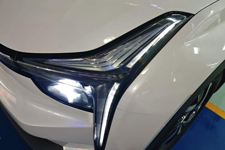 Used NETA U 2021 Pro 400 Cruiser Edition Left Front Headlight