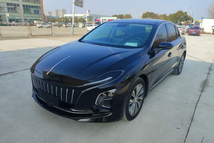 Used Hongqi E-QM5 2022 431 km Charge & Enjoy Edition