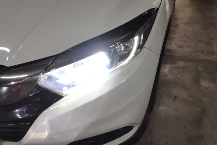 Used Honda Vezel 2020 1.5L CVT Pioneer Edition