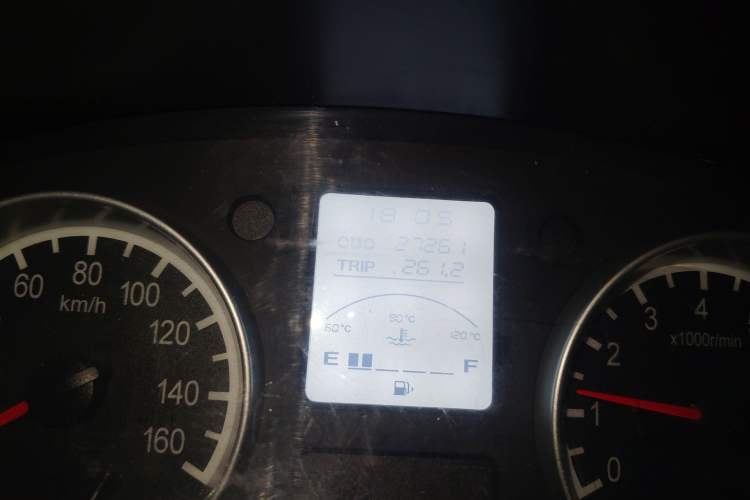 Used Jinbei Hiace X30  Odometer Close Up