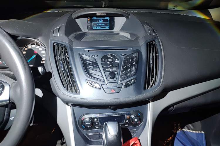 Used Ford Kuga 2013 1.6L GTDi Two-Wheel-Drive Trend Model