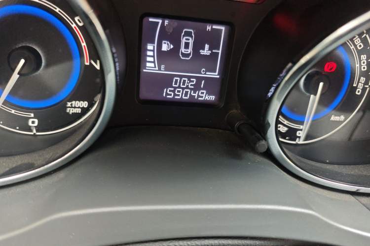 Used Chery E3 2015 1.5L Manual ZhiShang Model