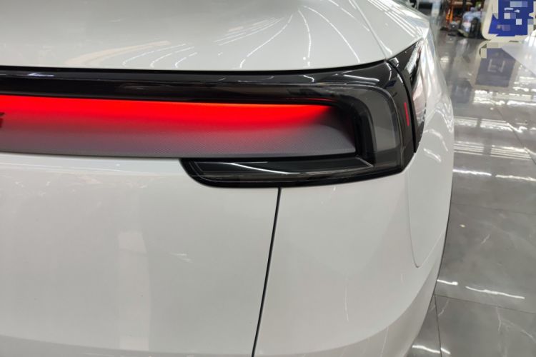 Used Tesla Model Y 2026 Long-Range All-Wheel-Drive Model
