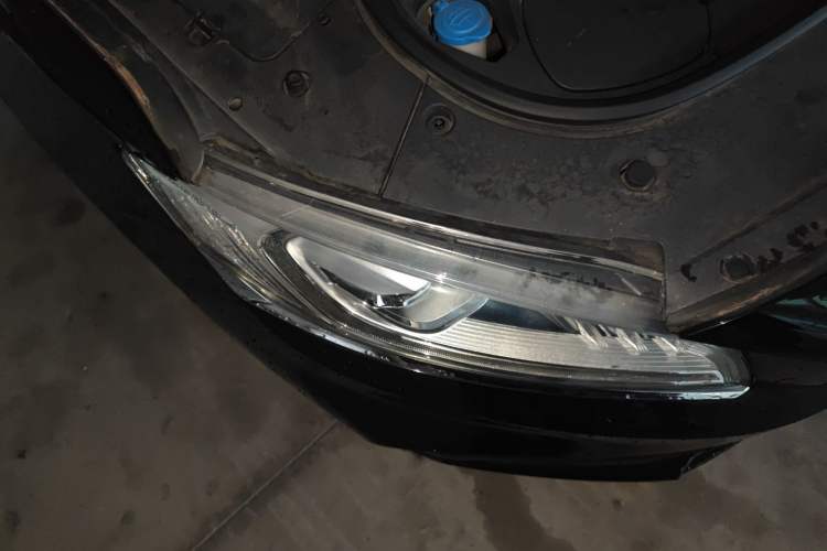Used Geely Auto Emgrand GT 2021 1.8T Flagship Edition+ Right Front Headlight