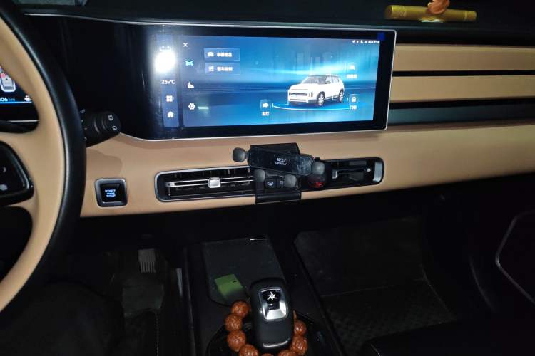 Used Geely Auto icon 2023 1.5TD Chocolate Smoothie Edition
