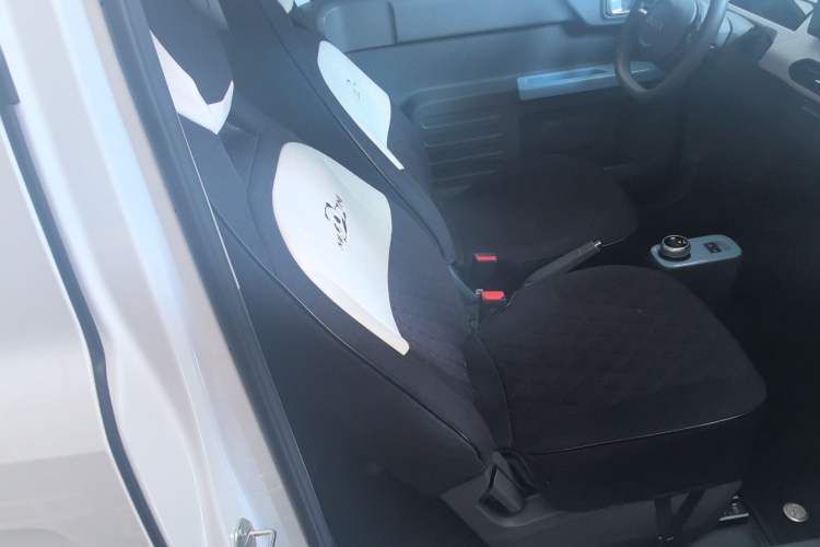 Used Geely Galaxy Panda 2024 Panda Mini 200km Endurance Bear