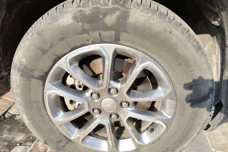 Used Jeep Grand Cherokee 2014 3.0L Comfort Navigation Edition