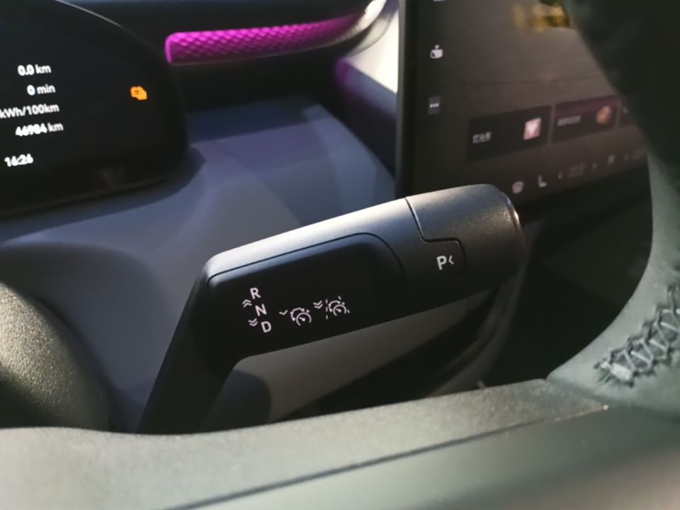 Zeekr MIX 2025 Long-Range Intelligent Driving Edition — снимка 16