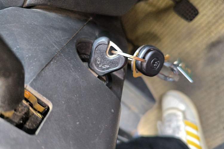 Used Wuling Zhiguang 2015 1.2L Practical LS-I Model Vehicle Key