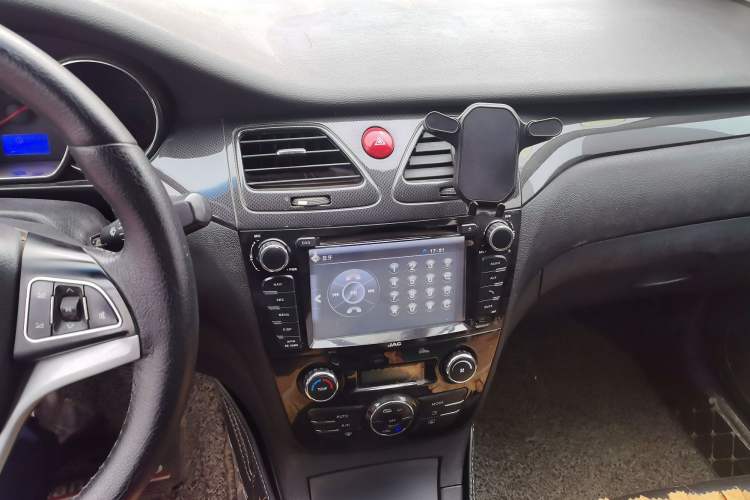 Used JAC Group Heyue 2012 1.5L Manual Luxury Version