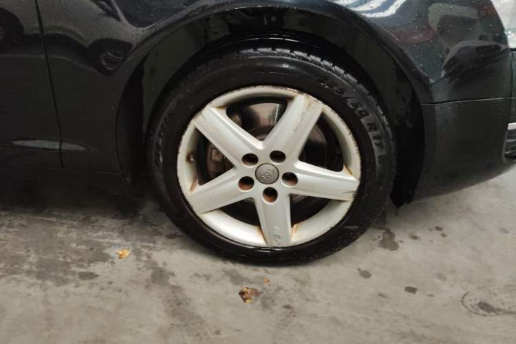 Used Audi A6L 2006 3.2 FSI Technology Leading Edition Right Front Wheel Hub